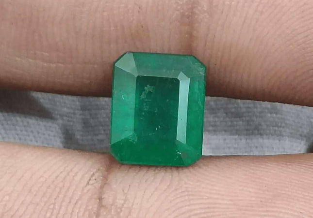 GSI Certified 4.17ct Velvet Green Emerald Natural Earth Mined Gemstone - SMSGEMS 