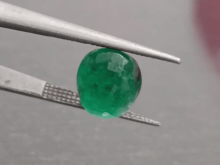 GSI Certified 4.18ct Deep Green Swat Emerald, 100% Natural Gemstone - SMSGEMS 