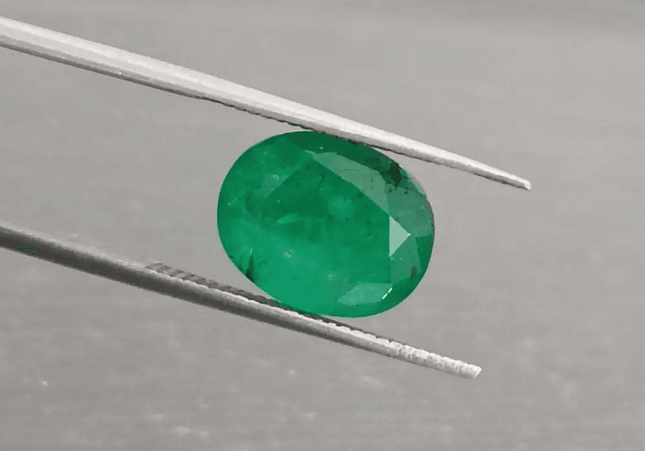 GSI Certified 4.18ct Deep Green Swat Emerald, 100% Natural Gemstone - SMSGEMS 