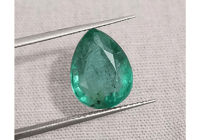 GSI Certified 4.19ct Medium Deep Zambian Emerald, Natural Earth Mined Gemstone - SMSGEMS 