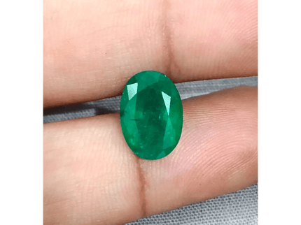 GSI Certified 4.23ct Pakistan Emerald, 100% Natural Earth Mined Gemstone - SMSGEMS 