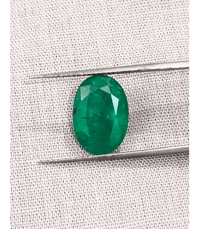 GSI Certified 4.23ct Pakistan Emerald, 100% Natural Earth Mined Gemstone - SMSGEMS 