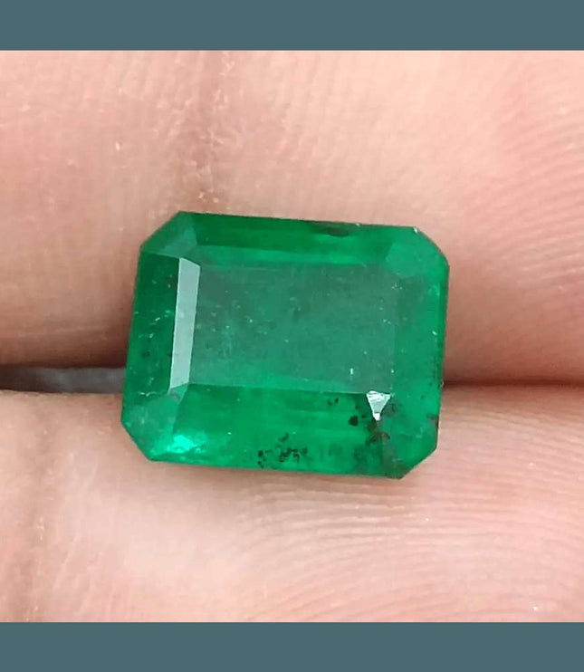 4.25ct GSI Certified Vivid Deep Green Natural Earth Mined - SMSGEMS 