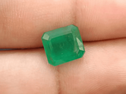 GSI Certified 4.30ct Velvet Green Colombian Emerald , Natural Earth Mined Gemstone - SMSGEMS 