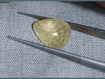 4.35ct Yellow Sapphire Natural Untreated Gemstone GSI Certified Ceylon - SMSGEMS 