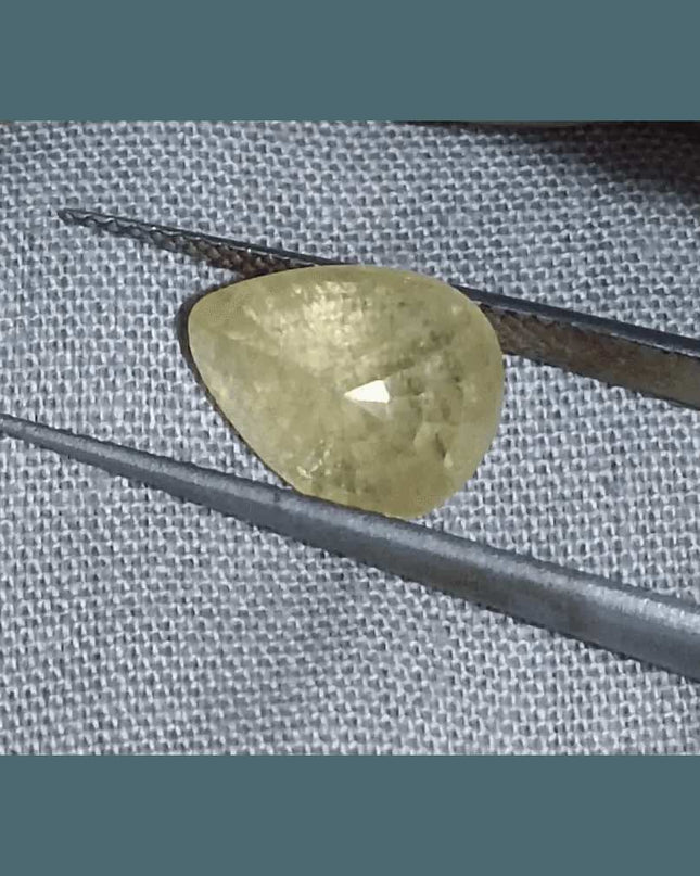 4.35ct Yellow Sapphire Natural Untreated Gemstone GSI Certified Ceylon - SMSGEMS 
