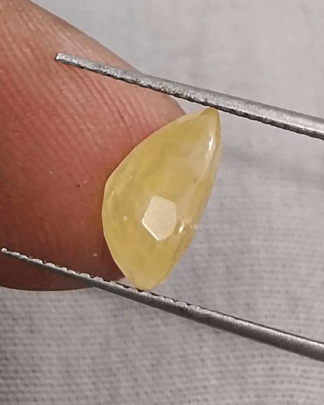 4.35ct Yellow Sapphire Natural Untreated Gemstone GSI Certified Ceylon - SMSGEMS 