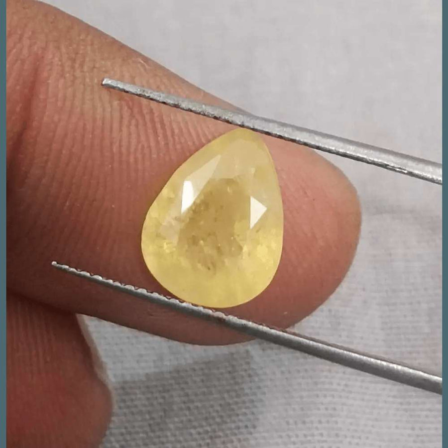 4.35ct Yellow Sapphire Natural Untreated Gemstone GSI Certified Ceylon - SMSGEMS 