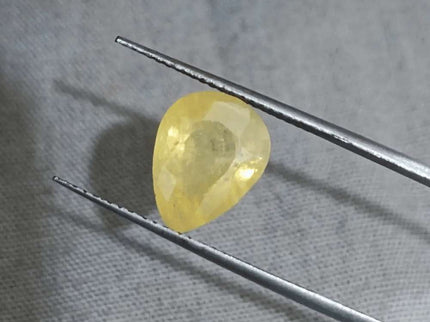 4.35ct Yellow Sapphire Natural Untreated Gemstone GSI Certified Ceylon - SMSGEMS 