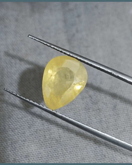 4.35ct Yellow Sapphire Natural Untreated Gemstone GSI Certified Ceylon - SMSGEMS 