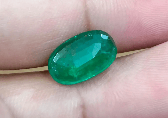 GSI Certified 4.36ct Deep Velvet Green Zambian Emerald , 100% Natural Earth Mined Gemstone. - SMSGEMS 