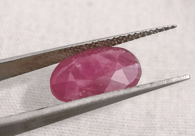 GSI Certified 4.39ct Ruby Natural Untreated Gemstone - SMSGEMS 