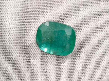 GSI Certified 4.74ct Zambian Emerald , 100% Natural Earth Mined Gemstone - SMSGEMS 