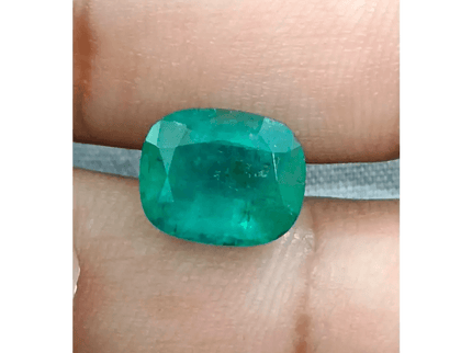 GSI Certified 4.74ct Zambian Emerald , 100% Natural Earth Mined Gemstone - SMSGEMS 