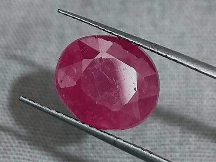 4.92ct Natural Untreated Ruby Stunning Natural Ruby 4.92ct Ruby 4.92ct Untreated Gemstone - SMSGEMS 