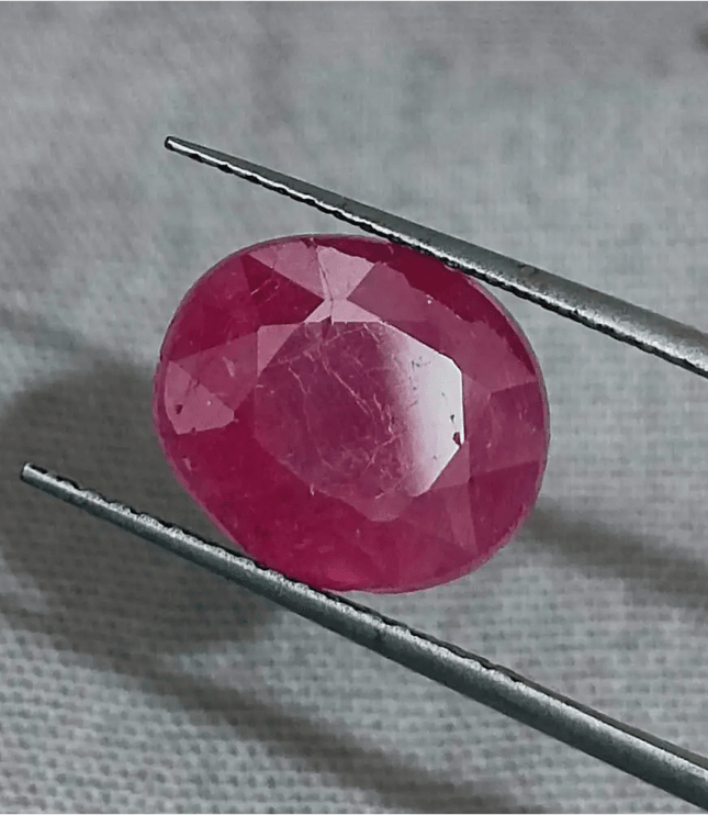 4.92ct Natural Untreated Ruby Stunning Natural Ruby 4.92ct Ruby 4.92ct Untreated Gemstone - SMSGEMS 
