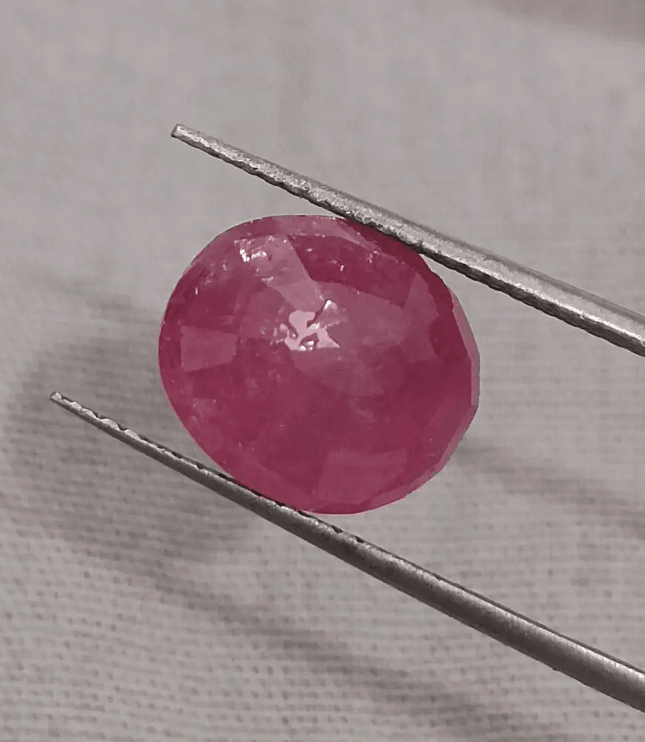 4.92ct Natural Untreated Ruby Stunning Natural Ruby 4.92ct Ruby 4.92ct Untreated Gemstone - SMSGEMS 