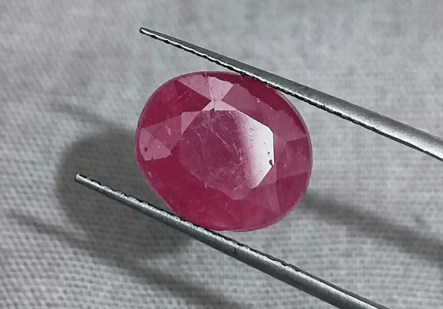 4.92ct Natural Untreated Ruby Stunning Natural Ruby 4.92ct Ruby 4.92ct Untreated Gemstone - SMSGEMS 