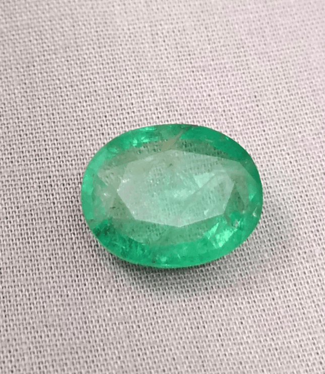 IGI Certified 13.36ct Pakistan Oval Cut Full Luster Emerald, Natural Earth Mined Gemstone. - SMSGEMS 