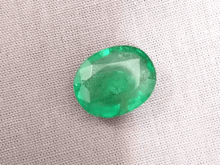IGI Certified 13.36ct Pakistan Oval Cut Full Luster Emerald, Natural Earth Mined Gemstone. - SMSGEMS 