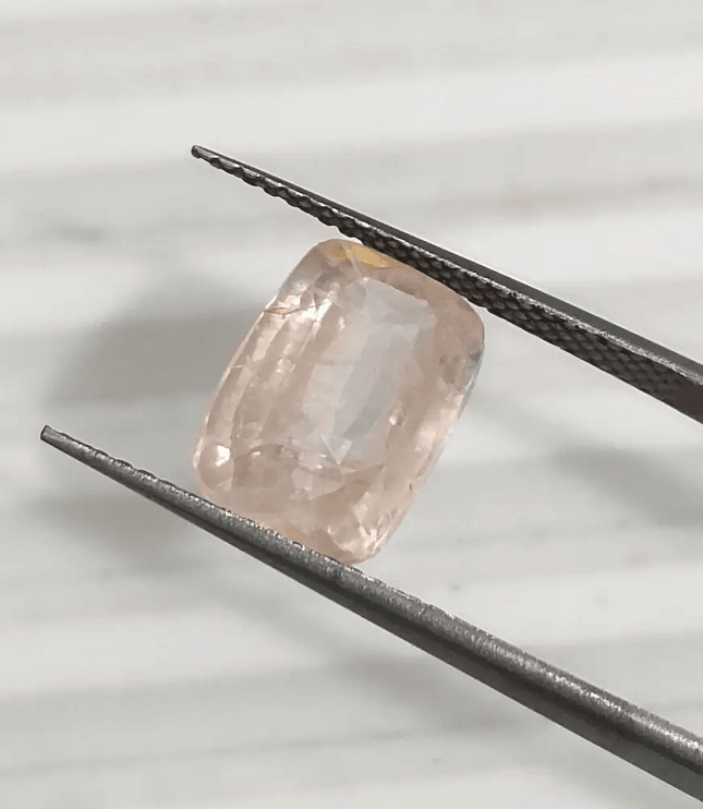 3.65ct IGI Certified Untreated Ceylon Padparadscha Sapphire - SMSGEMS 