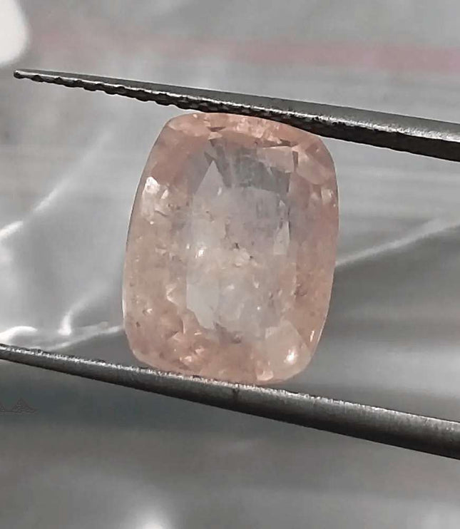 IGI Certified 4.90ct Padparadscha Sapphire, Natural untreated Gemstone - SMSGEMS 