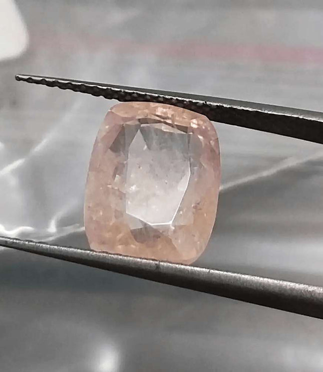 IGI Certified 4.90ct Padparadscha Sapphire, Natural untreated Gemstone - SMSGEMS 