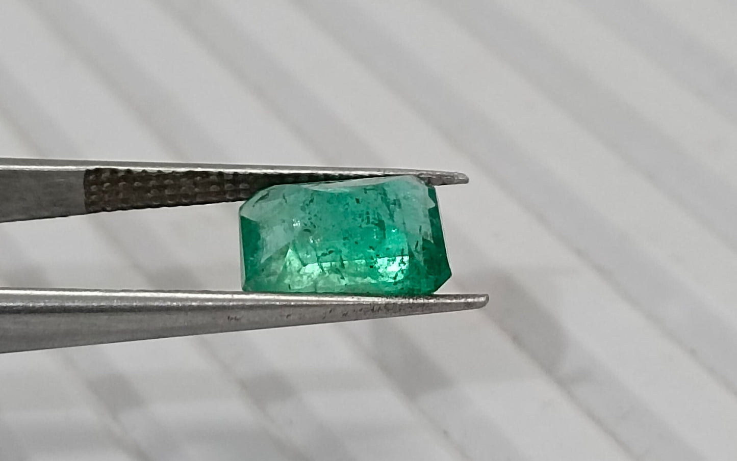 1.64ct Zambian Emerald, 100% Natural Gem