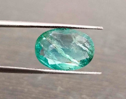 4.15ct  Certified Zambian Emerald, 100% Natural Gem