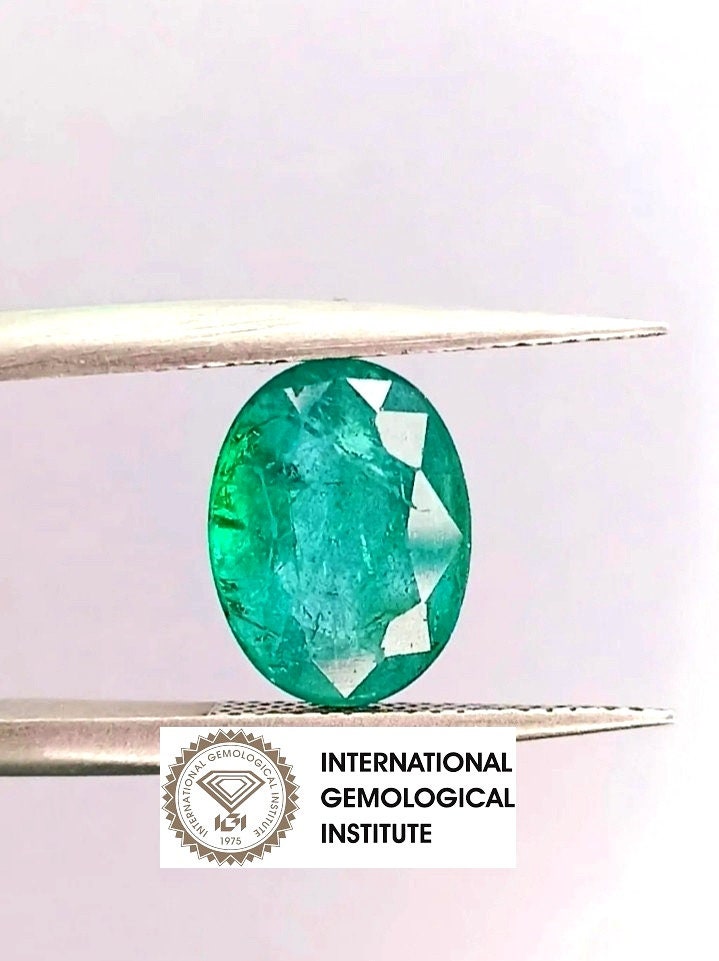 2.47ct IGI Certified Zambian Emerald, 100% Natural Emerald