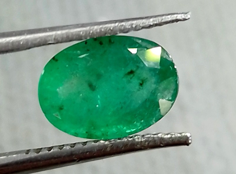 2.12ct Zambian Emerald, 100% Natural Gem