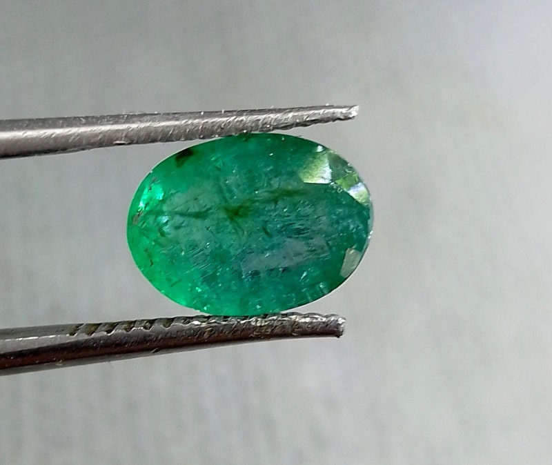 2.30ct Zambian Emerald, 100% Natural Gem