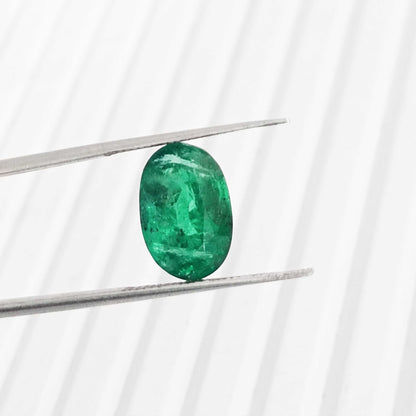 3.99ct IGI Certified Top Deep Vivid Green Emerald, 100% Natural Gem