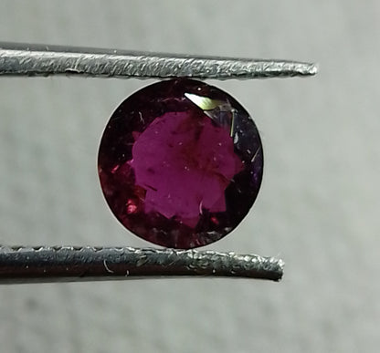 0.88ct Rubellite Tourmaline, 100% Natural Untreated Gem.