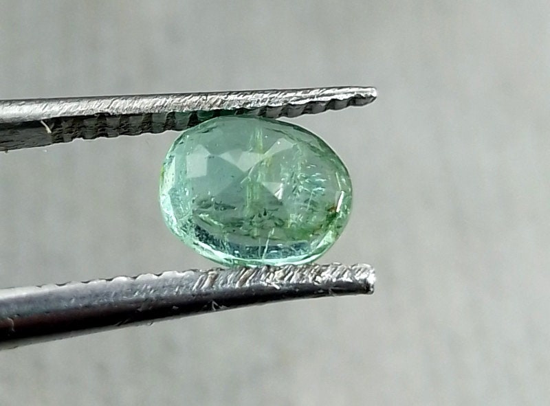 0.80ct Zambian Emerald, 100% Natural Gem