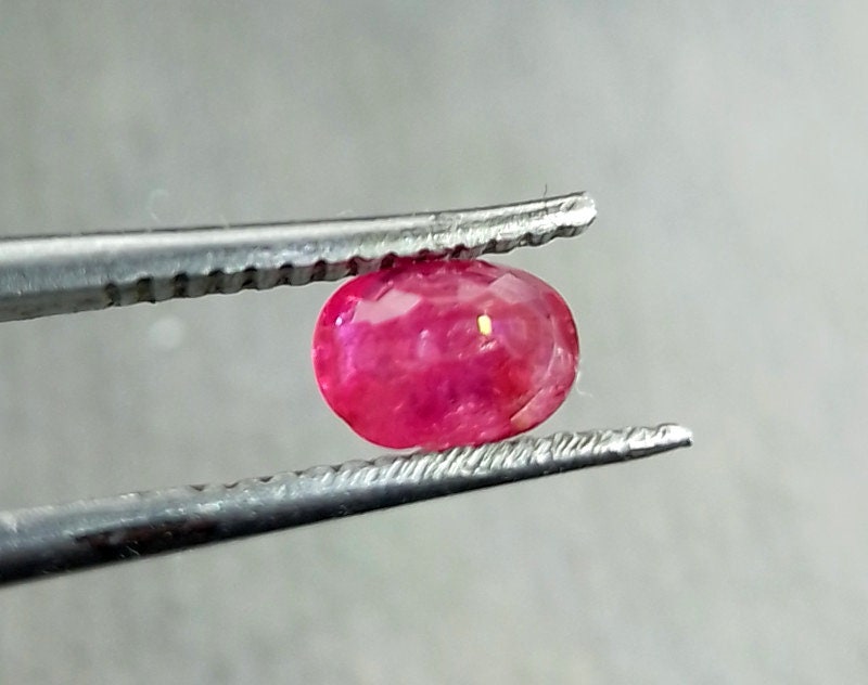 0.76ct Burmese Ruby, 100% Natural Untreated Gem