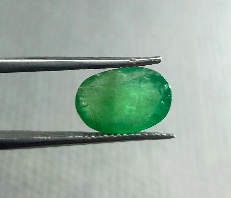 3.45ct Grass Green Emerald, 100% Natural Gem