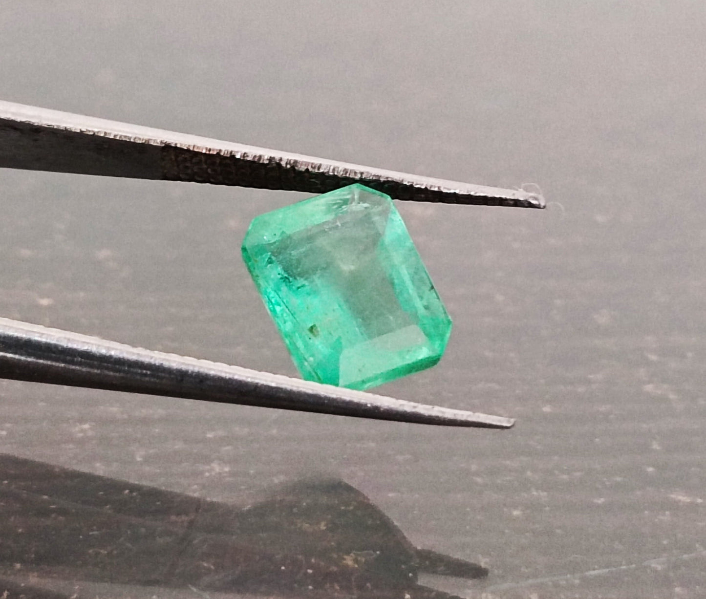 GSI Certified 2.31ct Vivid Green Ethiopian Emerald, 100% Natural Gem