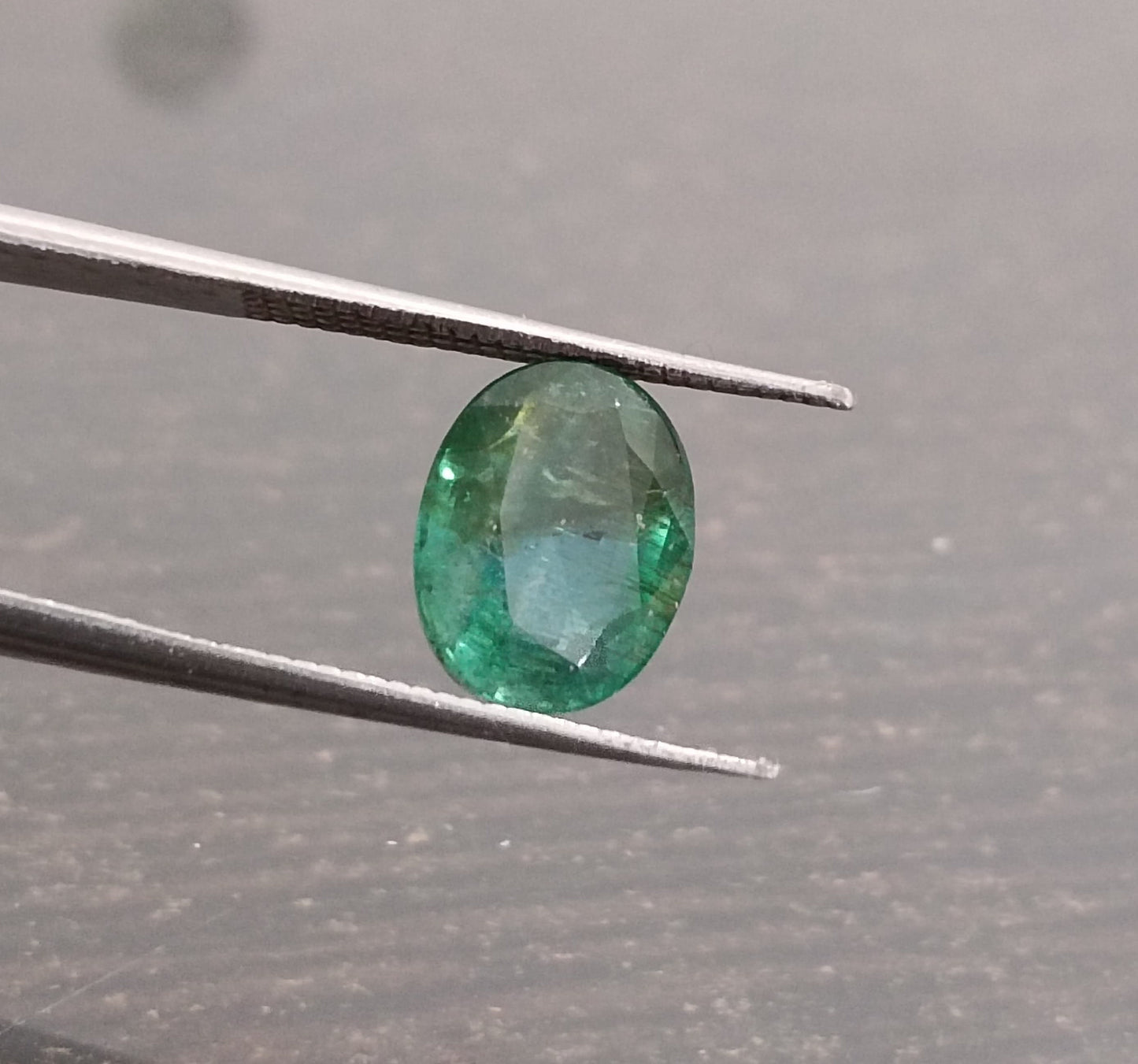 2.49ct Zambian  Emerald, 100% Natural Gem