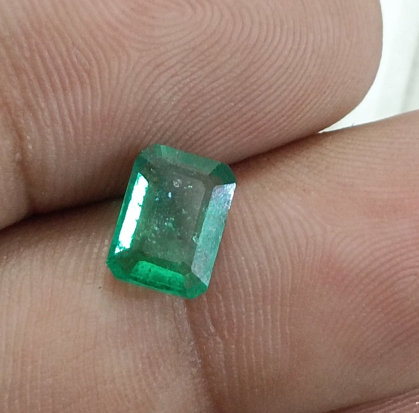 2.10ct Golden Green Swat Emerald, 100% Natural Gemstone