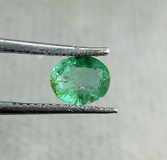 0.80ct Zambian Emerald, 100% Natural Gem