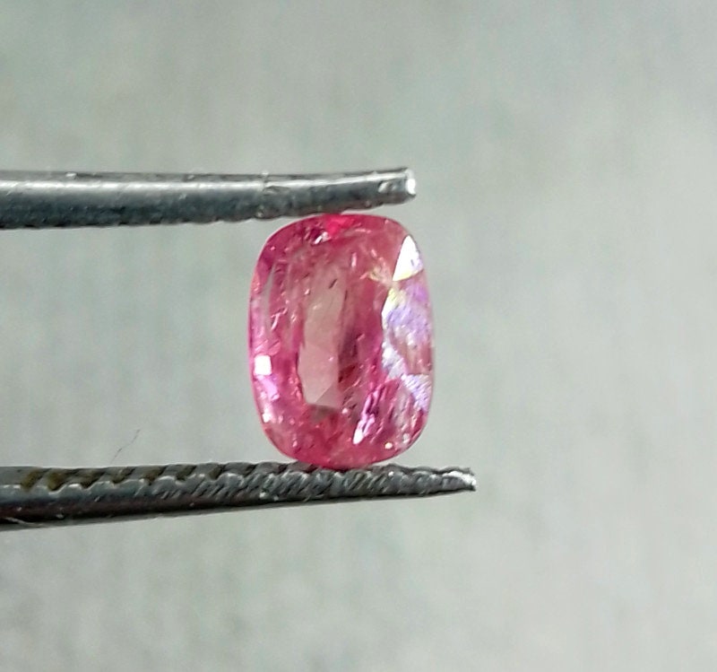 1,00 ct burmesischer Rubin, 100 % natürlicher unbehandelter Edelstein