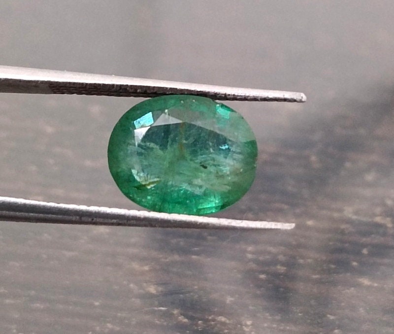 2.45ct Zambian  Emerald, 100% Natural Gem