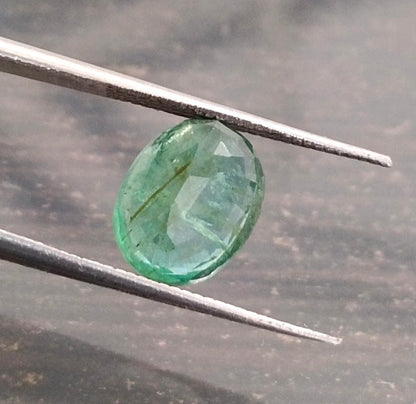 2.45ct Zambian  Emerald, 100% Natural Gem