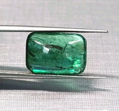 5.23ct Sugarloaf Cut Emerald, 100% Natural Gem