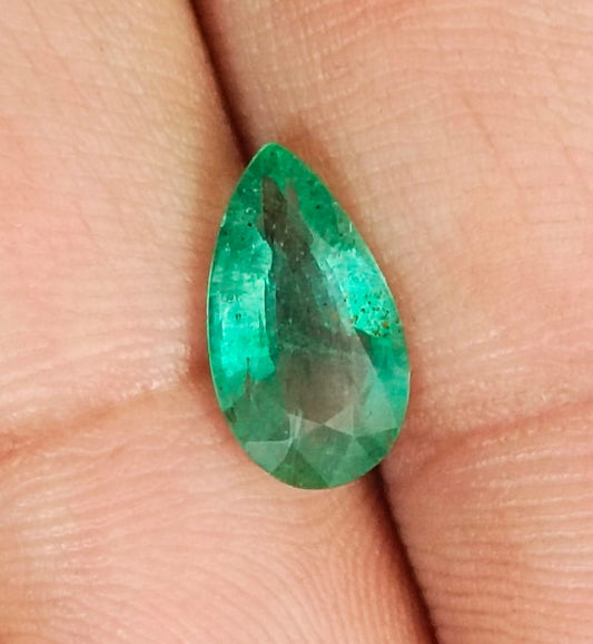 1.74ct Zambian Emerald, 100% Natural Earth mined Gem