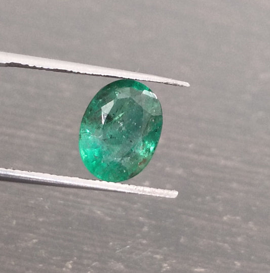 1.89ct Zambian Emerald, 100% Natural Gem