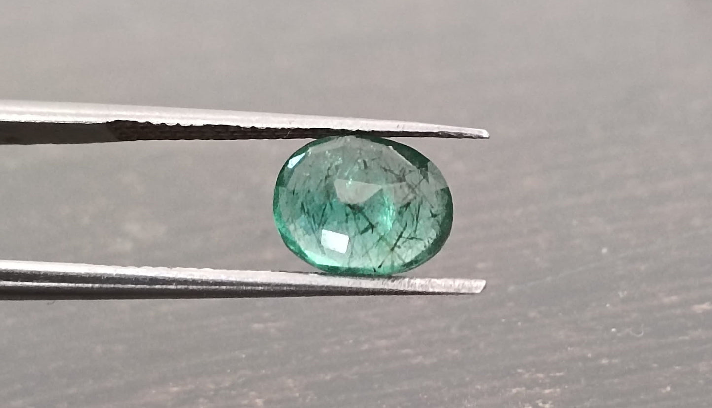 1.40ct Zambian Emerald, 100% Natural Gem