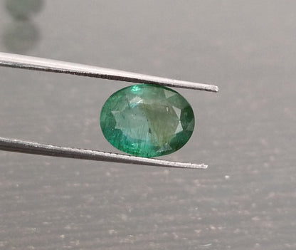 2.49ct Zambian  Emerald, 100% Natural Gem