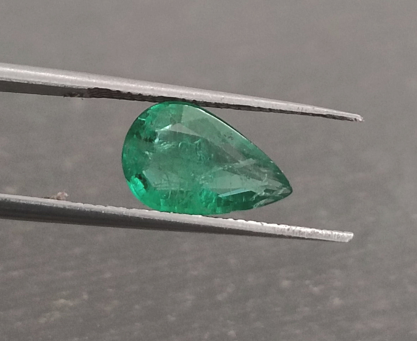 1.42ct Deep Vivid Green Emerald, 100% Natural Gem